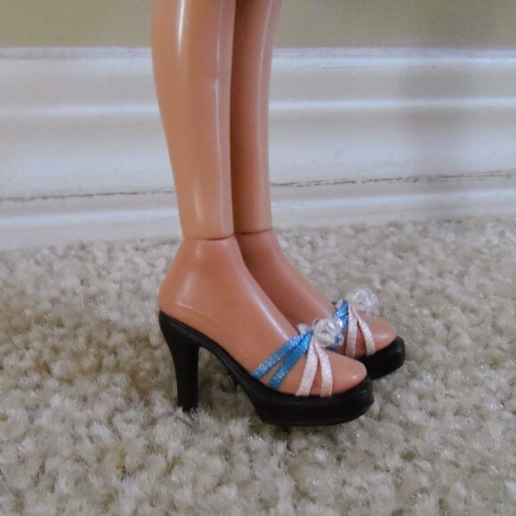 VINTAGE | 2001 MGA Bratz doll - Picture 3 of 6